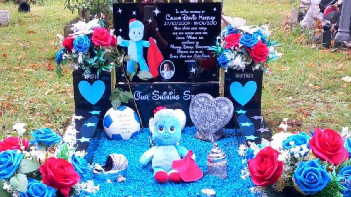 Leanne musi rozebrać grób syna.