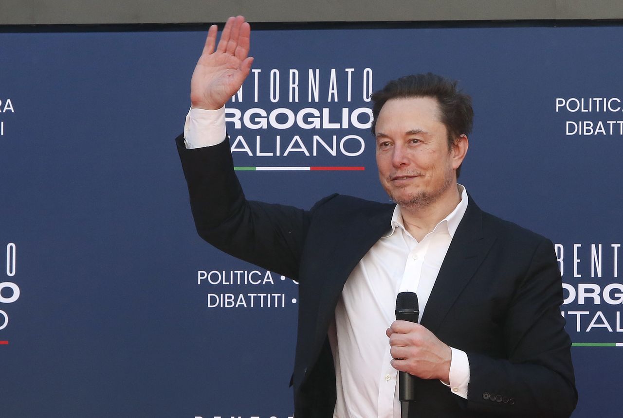 Elon Musk leads as world's richest despite Service X setback, upstaging Angola's GDP
