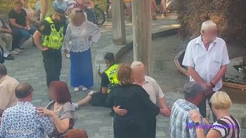 Groźny incydent na potańcówce. Seniorce pomogli strażnicy