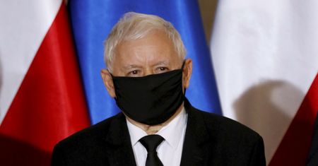 Nowe przepisy w KPRM. Powstały po pojawieniu się w rządzie Jarosława Kaczyńskiego