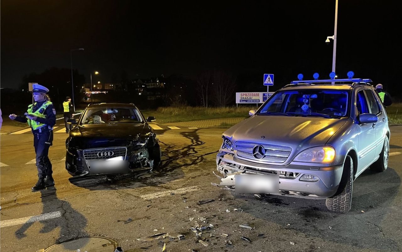 Gorzów: Doprowadziła do zderzenia z mercedesem. Kierująca audi nie miała prawa jazdy