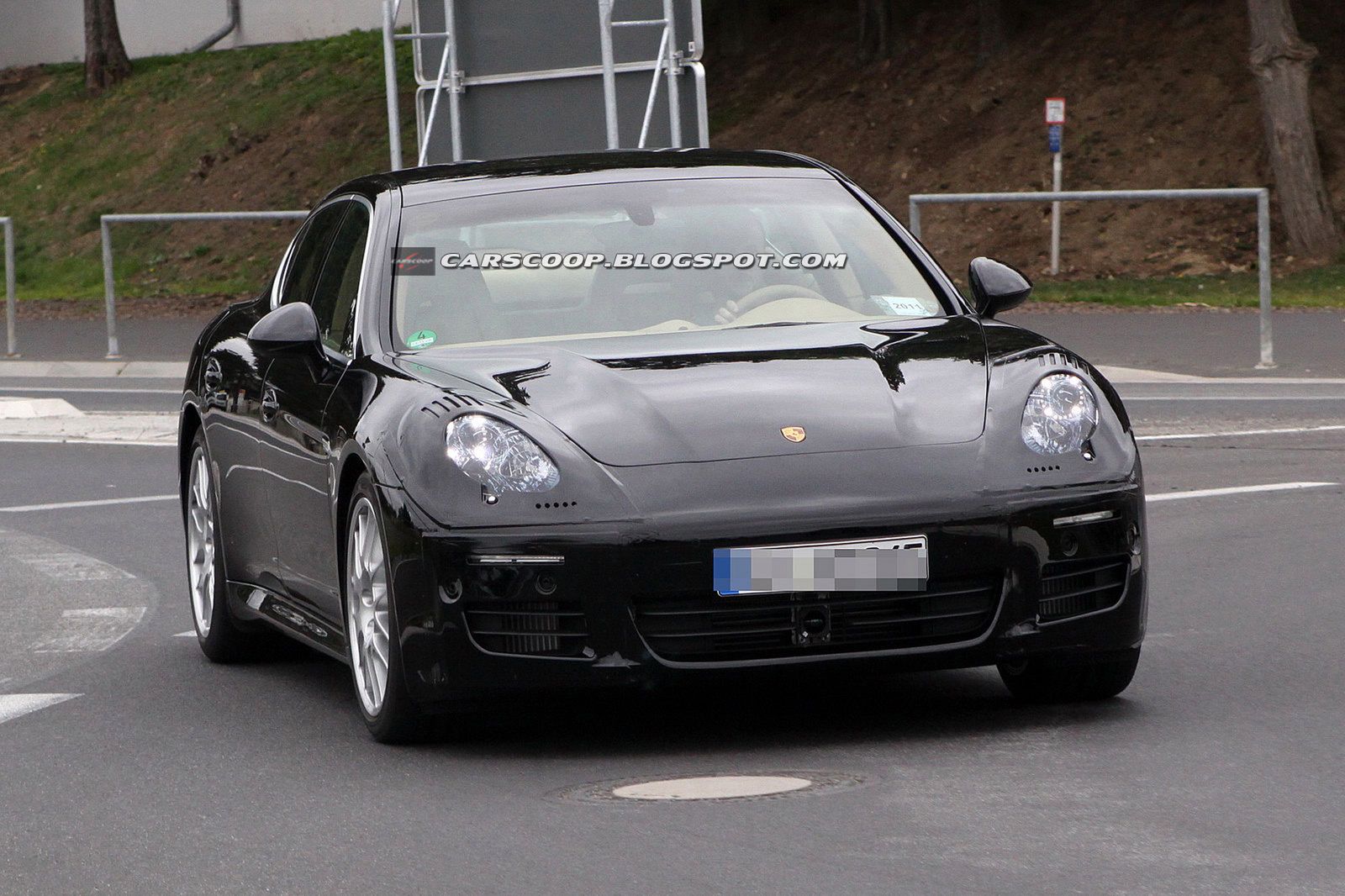 2013-Porsche-Panamera