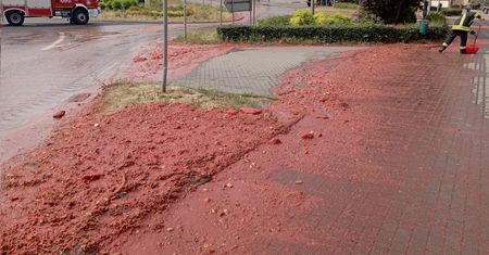 Rondo zmieniło kolor. Nietypowe zdarzenie w Czaplinku