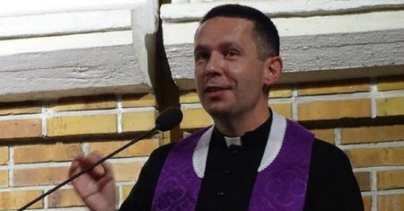 Znany ksiądz niezadowolony ze zmian w TVP. "Polski mi żal"