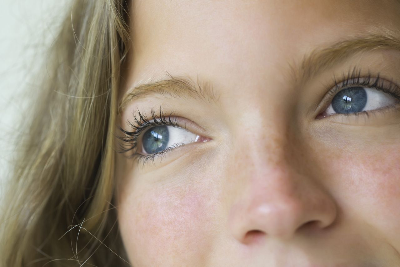 Healthy, thick eyelashes: Tips and secrets for every woman