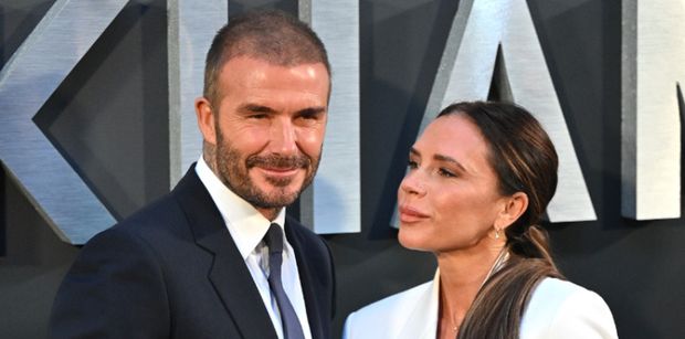 David Beckham skończył 49 lat. Victoria pokusiła się o "drobną szpilę" przy składaniu życzeń: "Nie jesteś daleko za mną!" (ZDJĘCIA)
