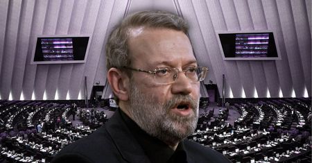 Ajatollah odchodzi w cień. Przekazał kontrolę nad krajem szefowi służb