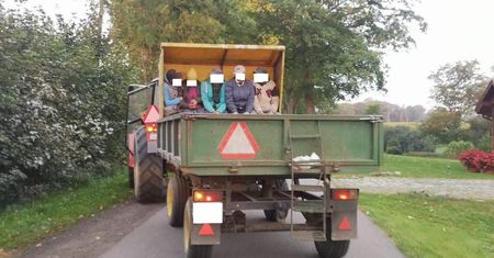 Przewoził ludzi w ryzykowny sposób. Sąd go uniewinnił