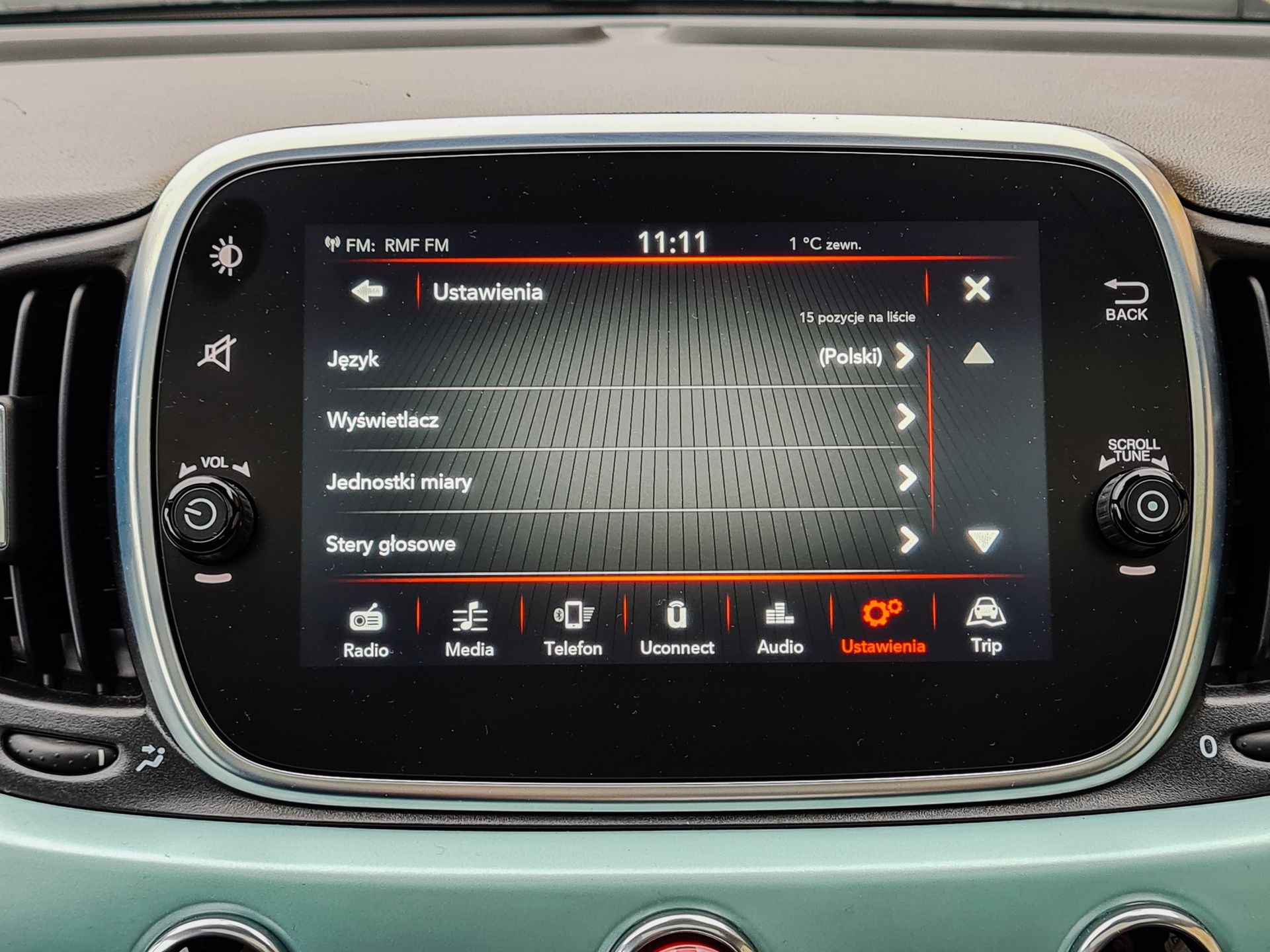 Fiat 500 Hybrid: Miękka hybryda, wirtualne zegary i działanie Android Auto 7