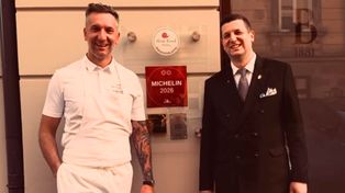 W gwiazdkowej restauracji szukają stażysty. Będzie miał szansę zobaczyć, jak się pracuje w takim lokalu