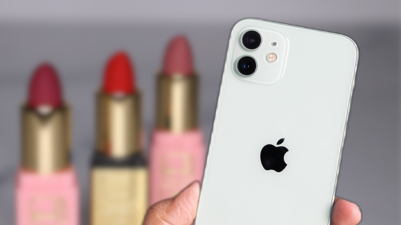 iPhone jak szminka, czyli dlaczego kryzys uderza we wszystkich oprócz Apple'a