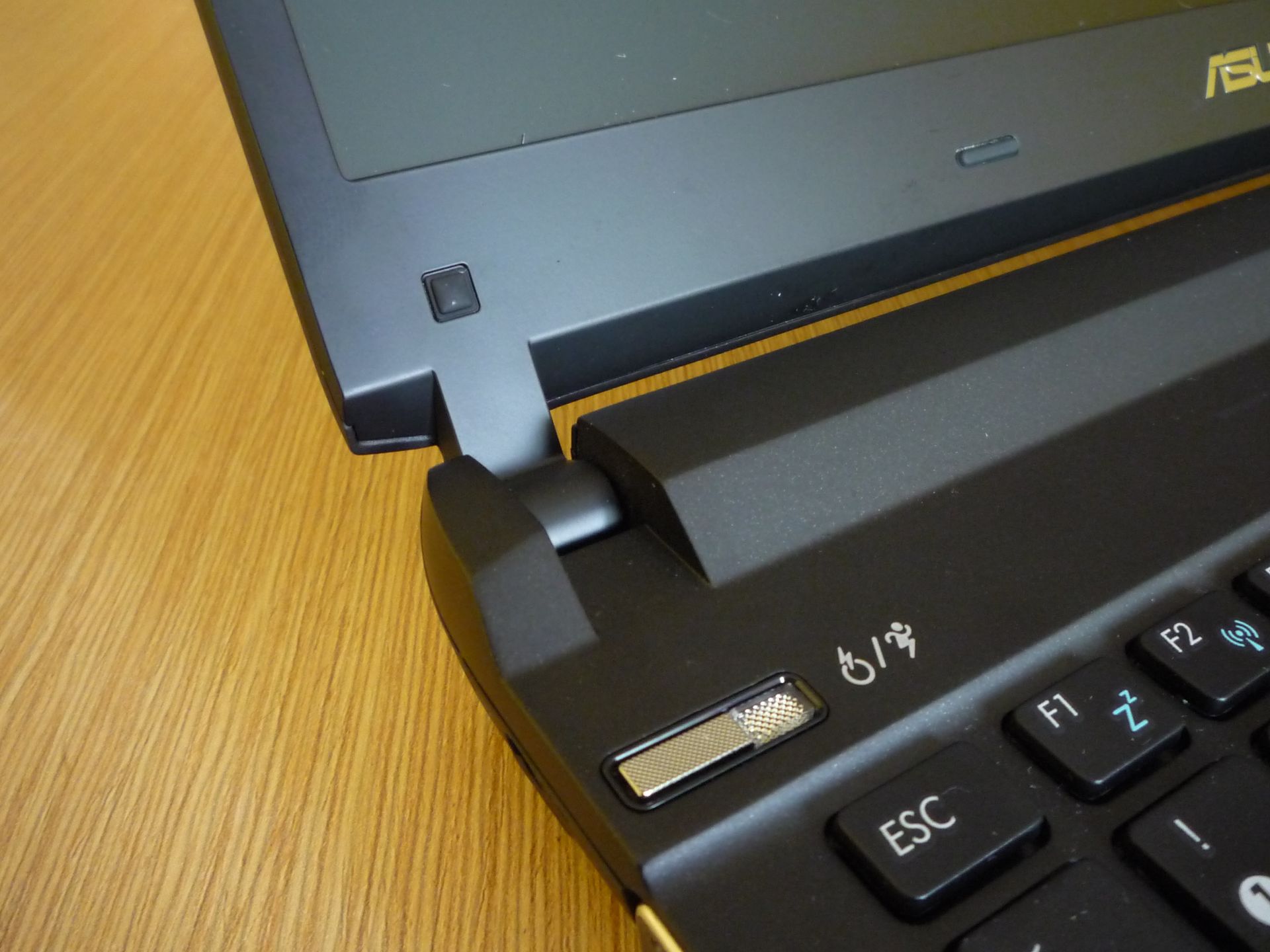 Asus U44SG - 14-calowy kompakt [test] 5
