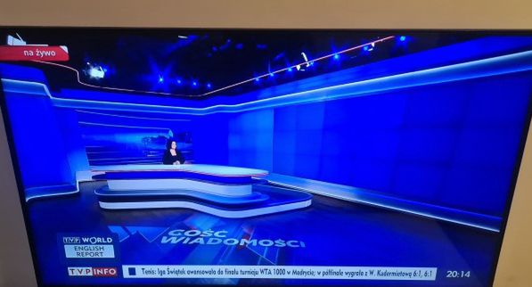 Skarga na natężenie kolorów w logotypach stacji. Co na to KRRiT?