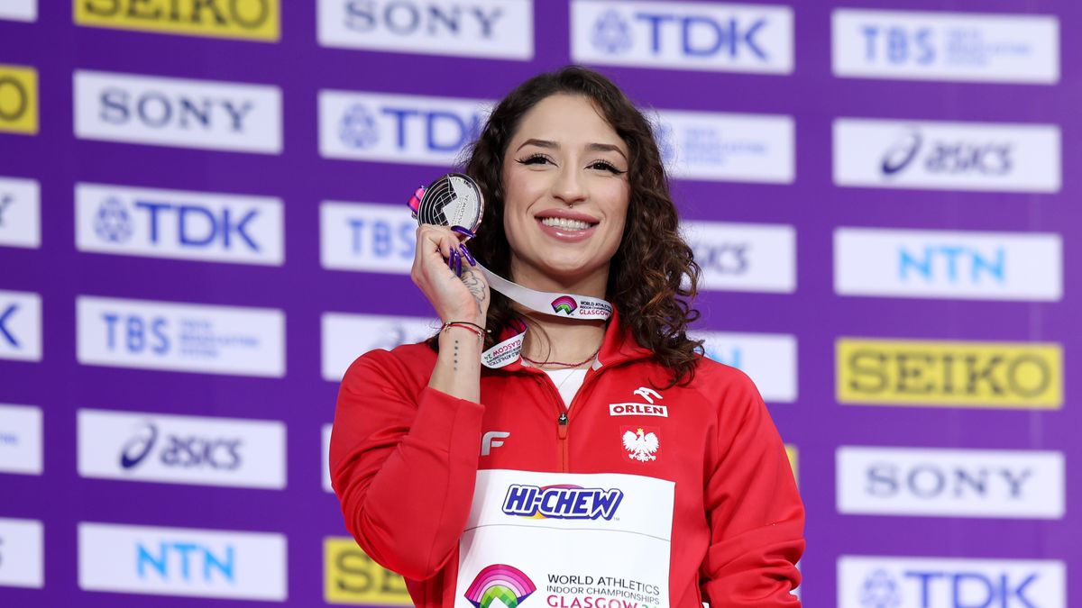 GLASGOW, SCOTLAND - MARCH 03: Silver medalist Ewa Swoboda of Team Poland poses for a photo during the medal ceremony for the the Women's 60 Metres Final on Day Three of the World Athletics Indoor Championships Glasgow 2024 at Emirates Arena on March 03, 2024 in Glasgow, Scotland. (Photo by Michael Steele/Getty Images)
