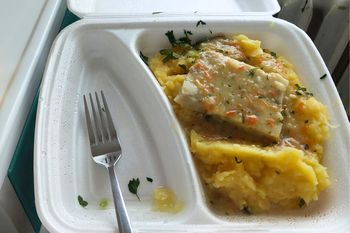 Pokazała obiad w szpitalu. "Gorszych ziemniaków w życiu nie jadłam"