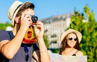 W tym roku będziemy mniej oszczędni na wakacjach