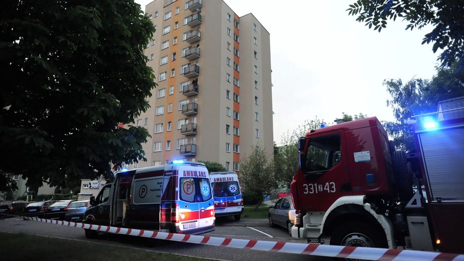 Koszalin. Dzieci wypadły z 9. piętra. Chłopiec i dziewczynka nie żyją