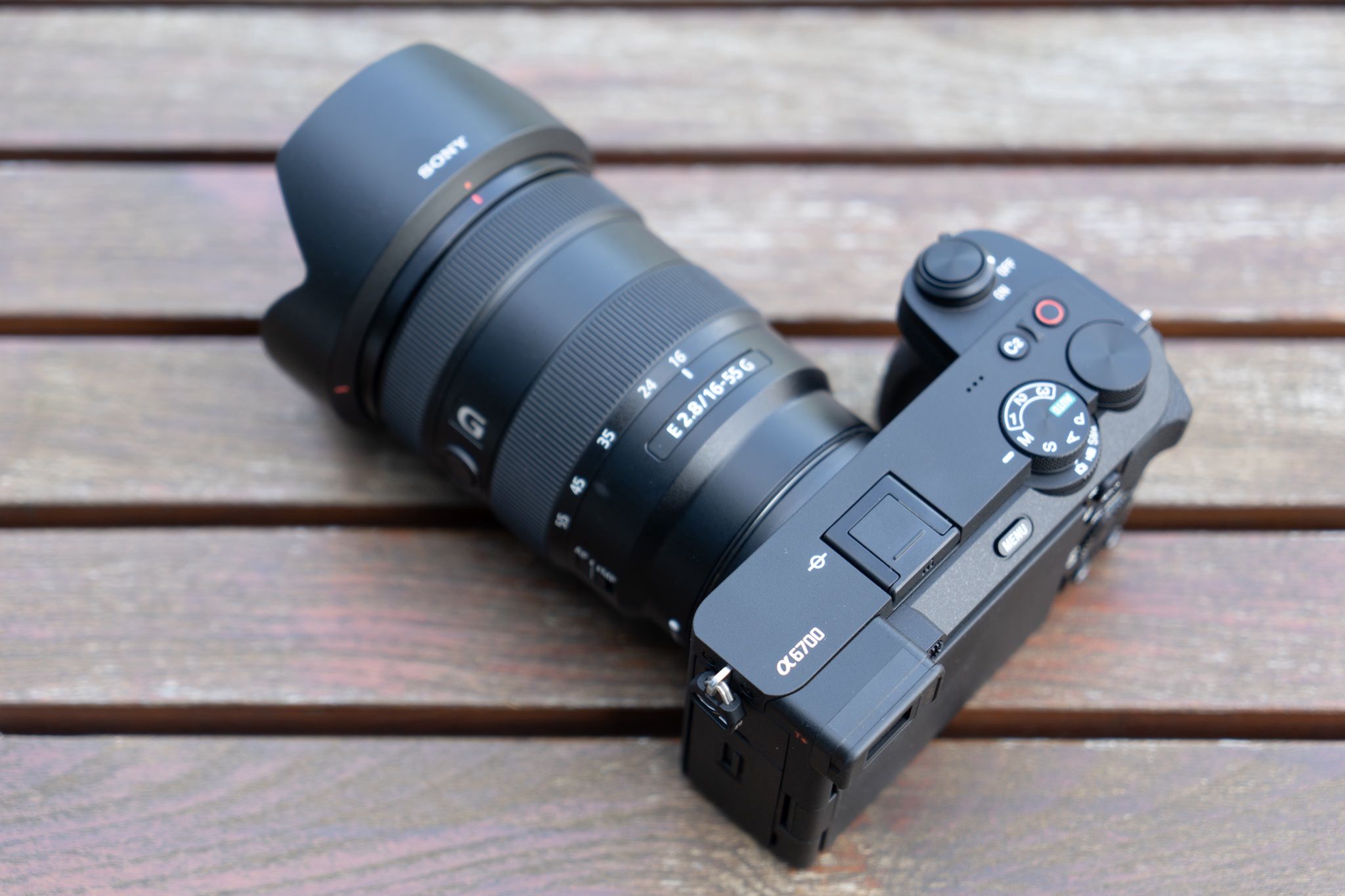 Sony A6700