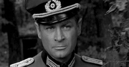 Rocznica śmierci legendarnego aktora. Pamiętasz, w kogo wcielał się Stanisław Mikulski?