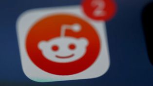 Perplexity pozwane przez Reddita. Sprawa dotyczy nielegalnego pozyskania danych do trenowania AI