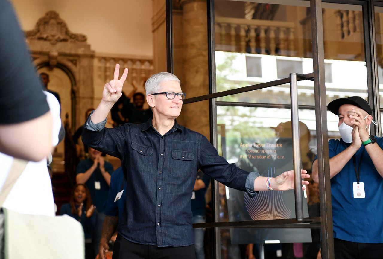 Tim Cook 