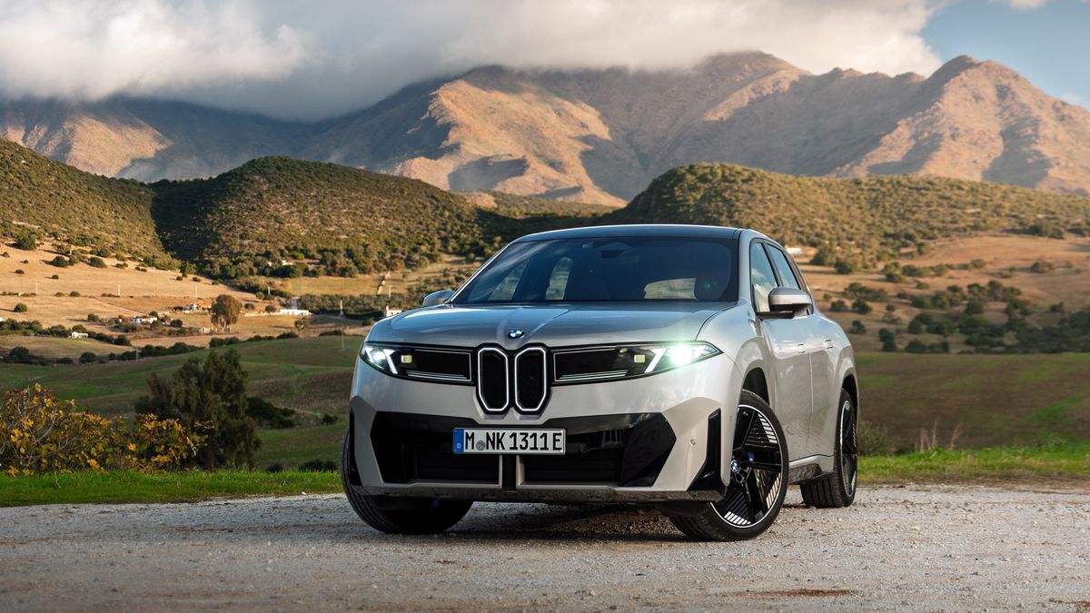 BMW iX3 50 xDrive (2025) - test, pierwsza jazda, recenzja