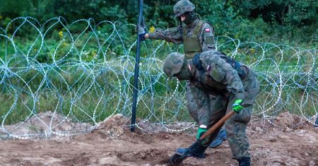 Na granicy z Białorusią powstają dodatkowe ogrodzenia