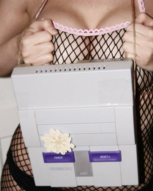 Elegancki naszyjnik Nintendo sprzedam! 2