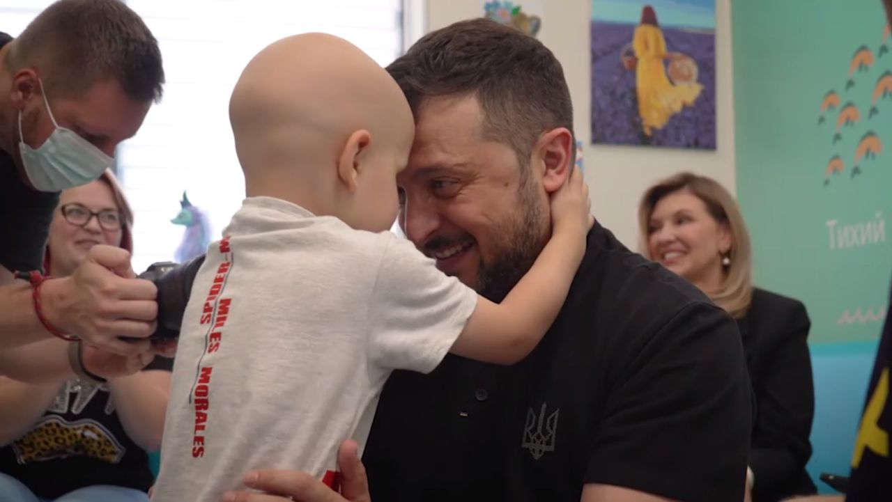 Zelensky visits injured children at devastated Kyiv hospital