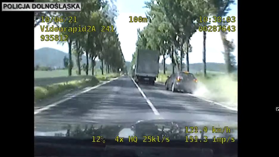 Dolnośląskie. Pijany kierowca uciekał przed policją. Padły strzały