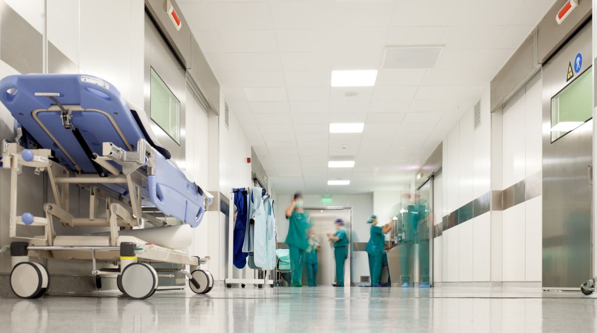 Szpital w Lesku stoi nad przepaścią. Wszystko przez "porodówkę"