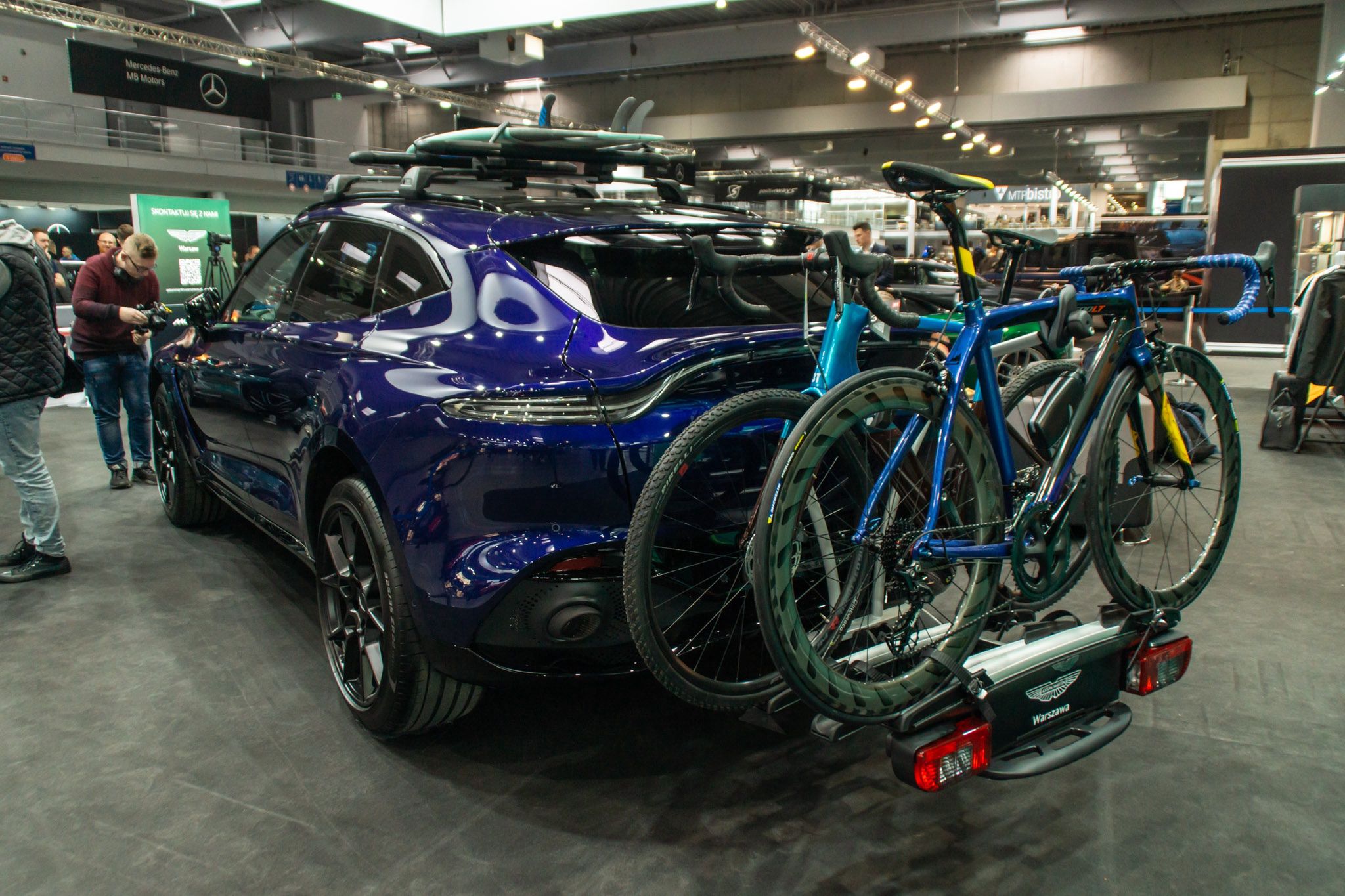 Aston Martin DBX