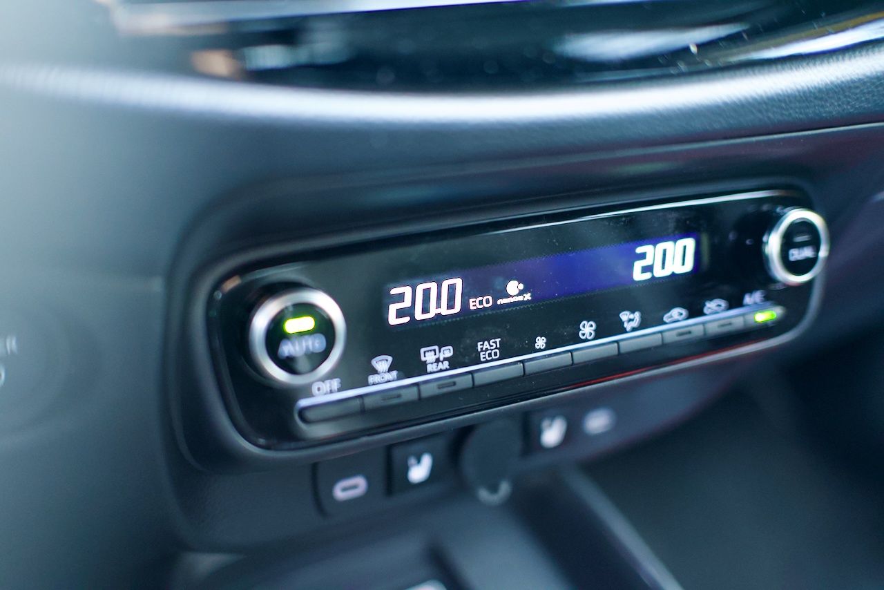 Toyota Aygo X z napędem hybrydowym