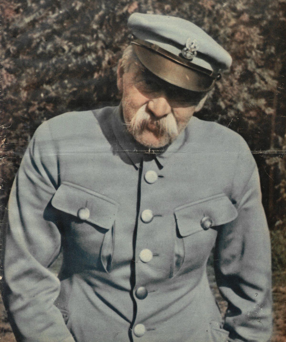 Chociaż Józef Piłsudski nie żył już niemal od trzech lat Cywiński słono zapłacił za obrazę jego imienia 