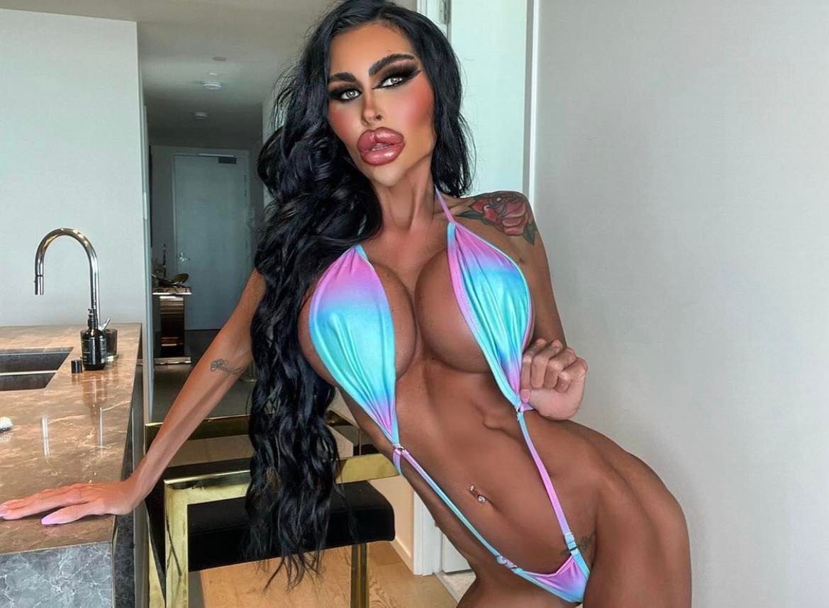 33-letnia Tara Jayne zoperowała się na "żywą lalkę Barbie"