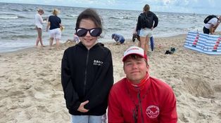 Dziecko zadławiło się żelkiem. Dramat na plaży w Stegnie
