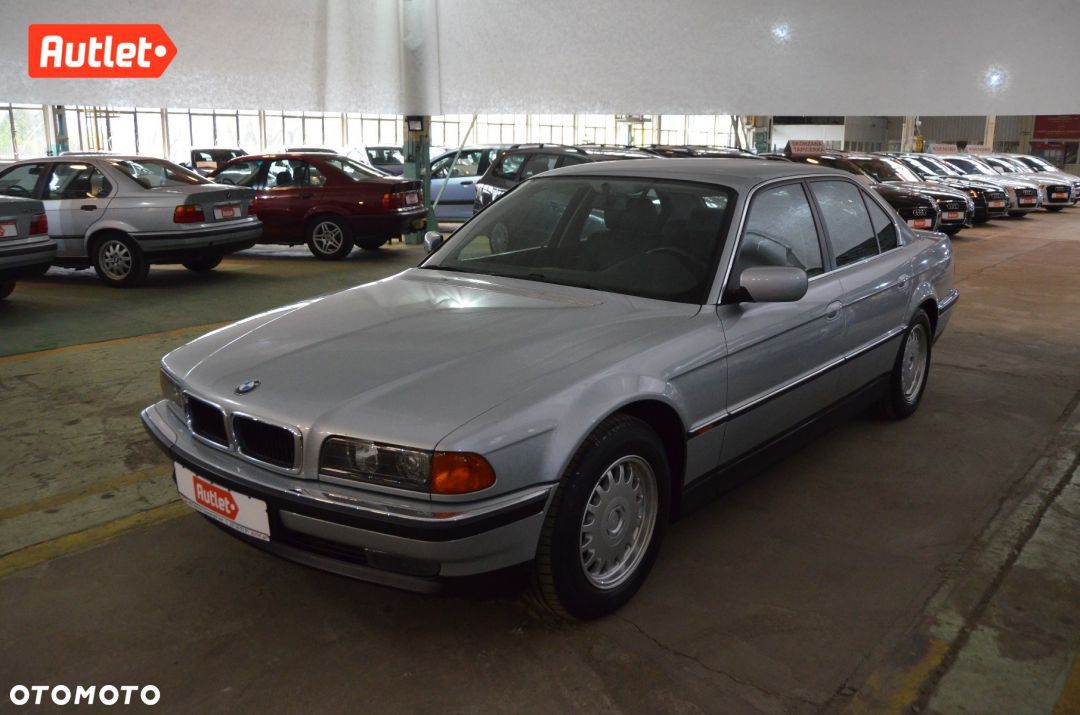 BMW 728i za 44 950 zł
