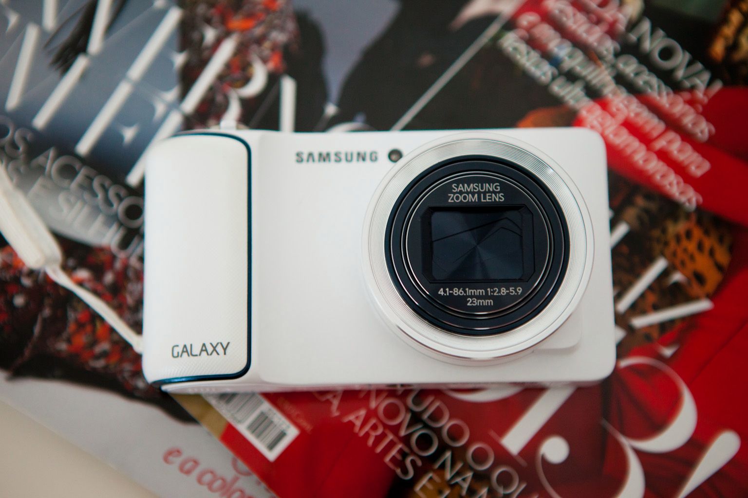 Samsung Galaxy Camera - aparat przyszłości bez przyszłości [test] 2