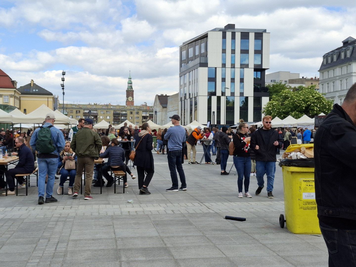 W miniony weekend Plac Wolności tętnił zapachami i smakami z całego świata! Podczas Festiwalu Smaków Świata i Festiwalu Pierogów Świata Wrocławianie odbyli kulinarną podróż od Azji, przez Europę, aż po Amerykę.