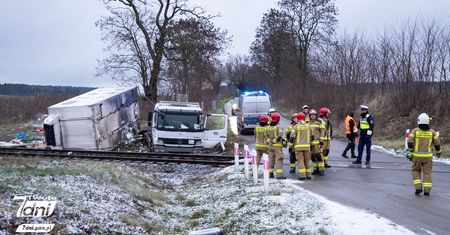 Wypadek na przejeździe kolejowym w Szydłowie - AKTUALIZACJA