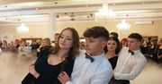 Niezwykła studniówka maturzystów z Łukowa. Oczarowali wszystkich walcem