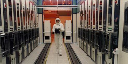 Intel rozpoczął produkcję w 32nm 1