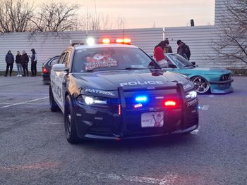 Radom: Charytatywny Mikołaj z Driftem. Auta, drift taxi i wiele emocji