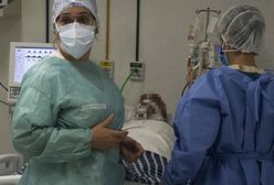 "Zdejmij ten pierścionek". Tylko tyle i aż tyle. Może zakażeń byłoby mniej