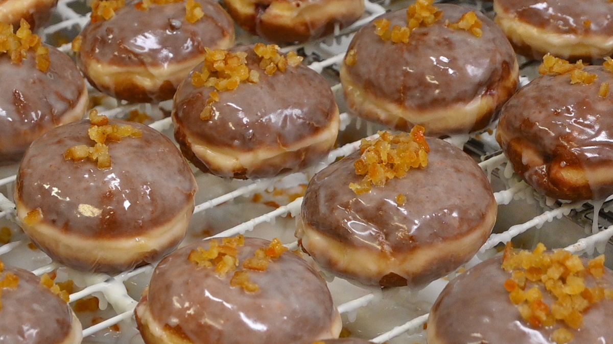 Ile kalorii ma jeden pączek?