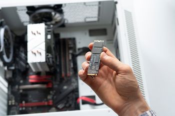 Rynek detaliczny SSD w odwrocie. AI napędza drożyznę