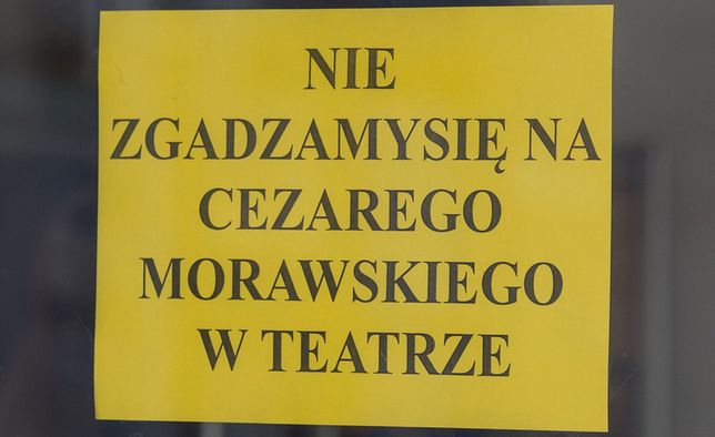 Protest aktorów i pracowników Teatru Polskiego we Wrocławiu po wyborze Cezarego Morawskiego na nowego dyrektora teatru. 