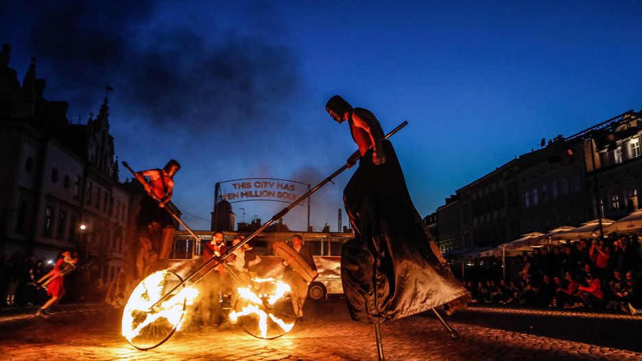 Teatr Biuro Podróży miał być gwiazdą festiwalu w Teheranie. Irańczycy nie chcą też u siebie polskich firm.
