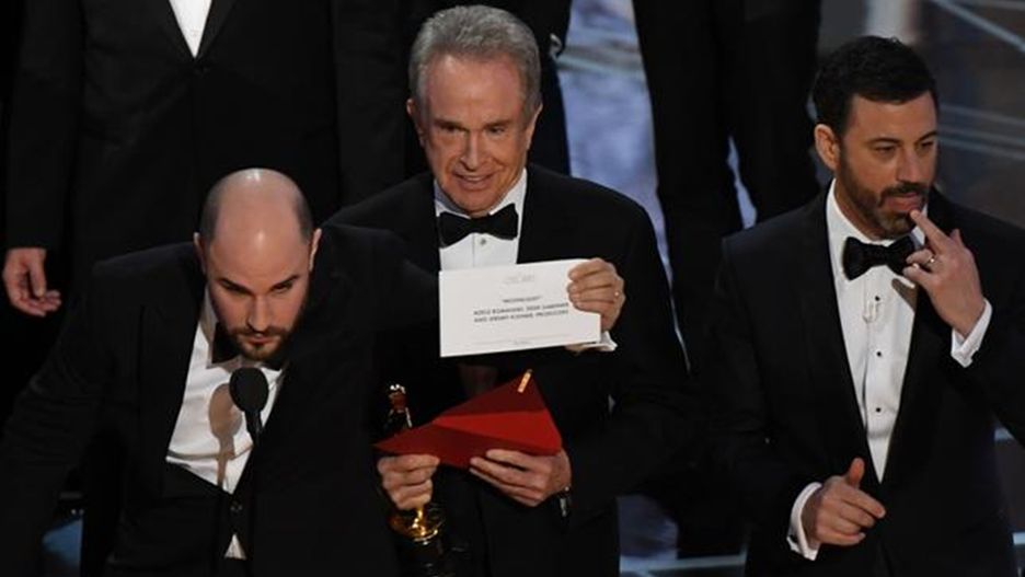 Warren Beatty podczas pamiętnego wręczania nagród