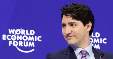 W Davos trudno było się skupić na słowach Trudeau. Wszystko przez skarpetki